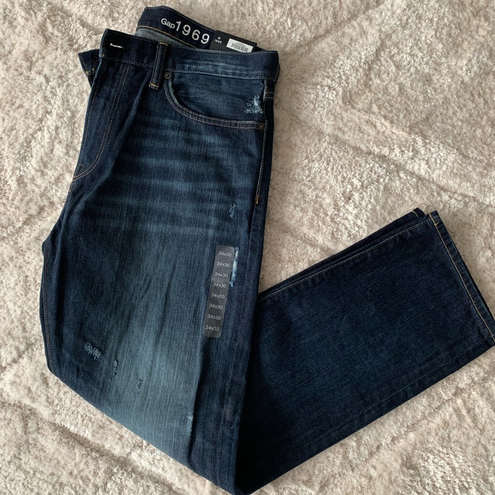 Gap jeans for Men - New with tags - Size 34 x 30